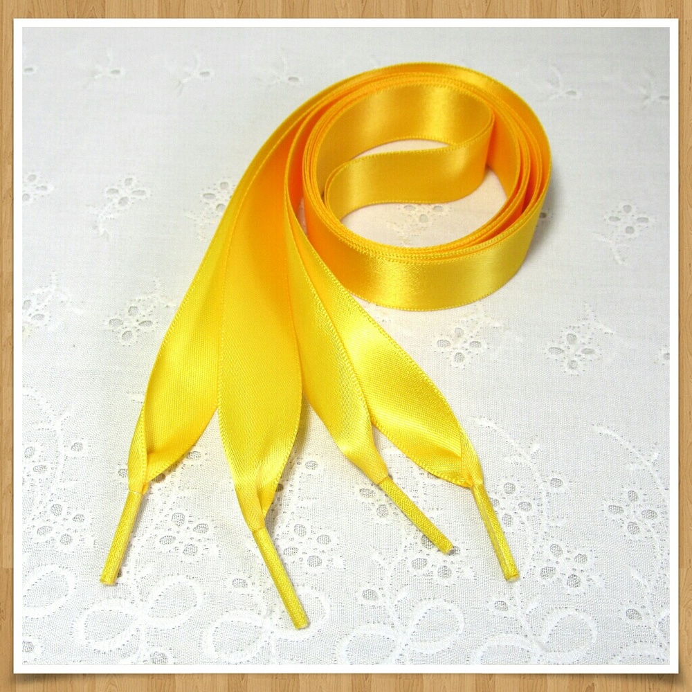 Satin Shoelaces Golden Yellow 46"